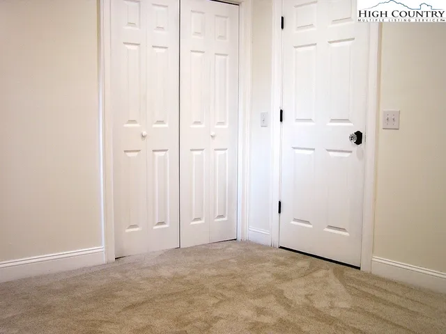 $729,000 | 384 New River Heights Road, Boone, NC 28607