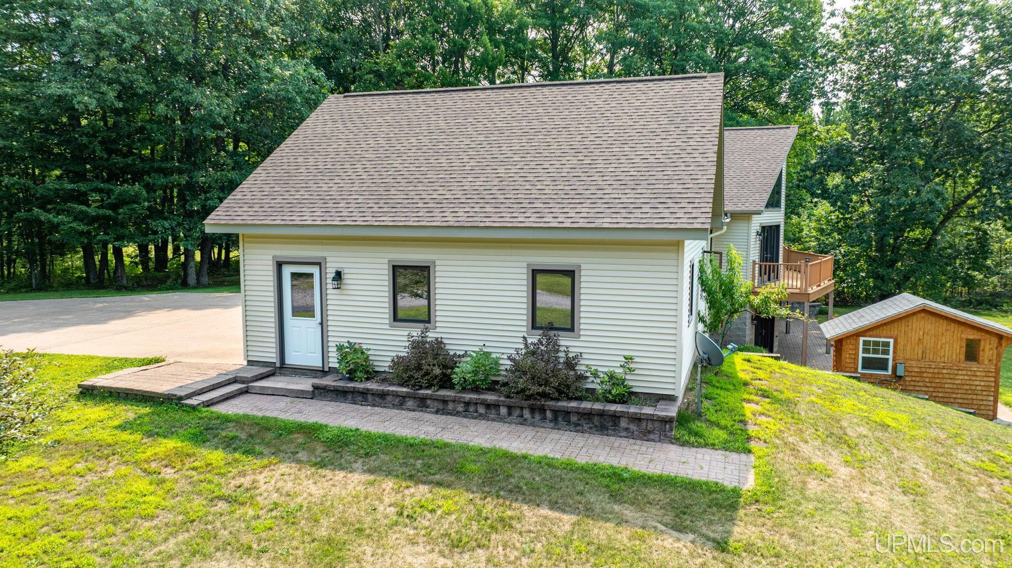 13293 Selkey Road Baraga, MI 49908 - Photo 6 of 70 Gallery Image 6