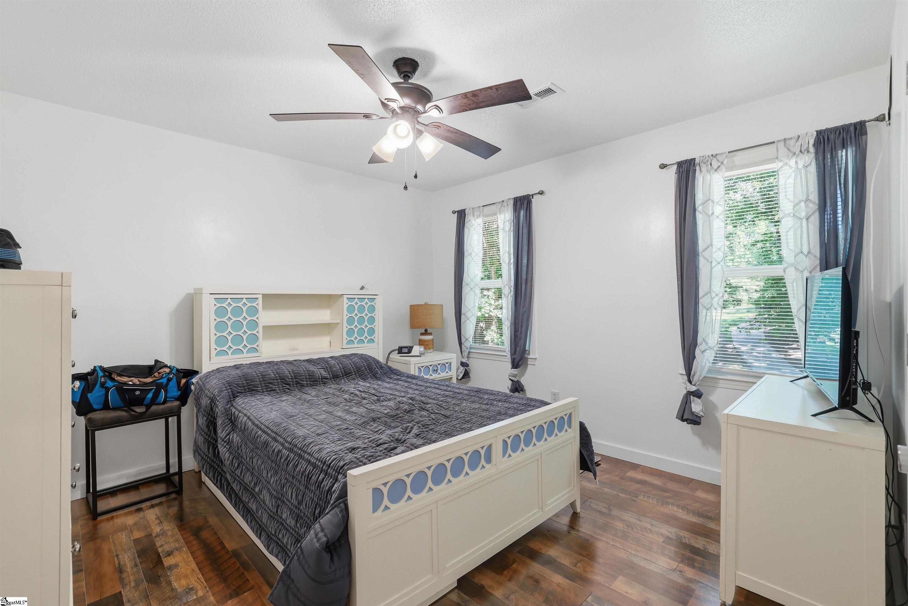 127 Robinwood Lane Pelzer, SC 29669 - Photo 29 of 44