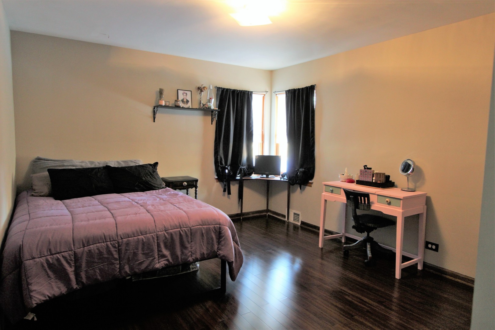 369 Des Plaines Avenue Riverside, IL 60546 - Photo 12 of 16