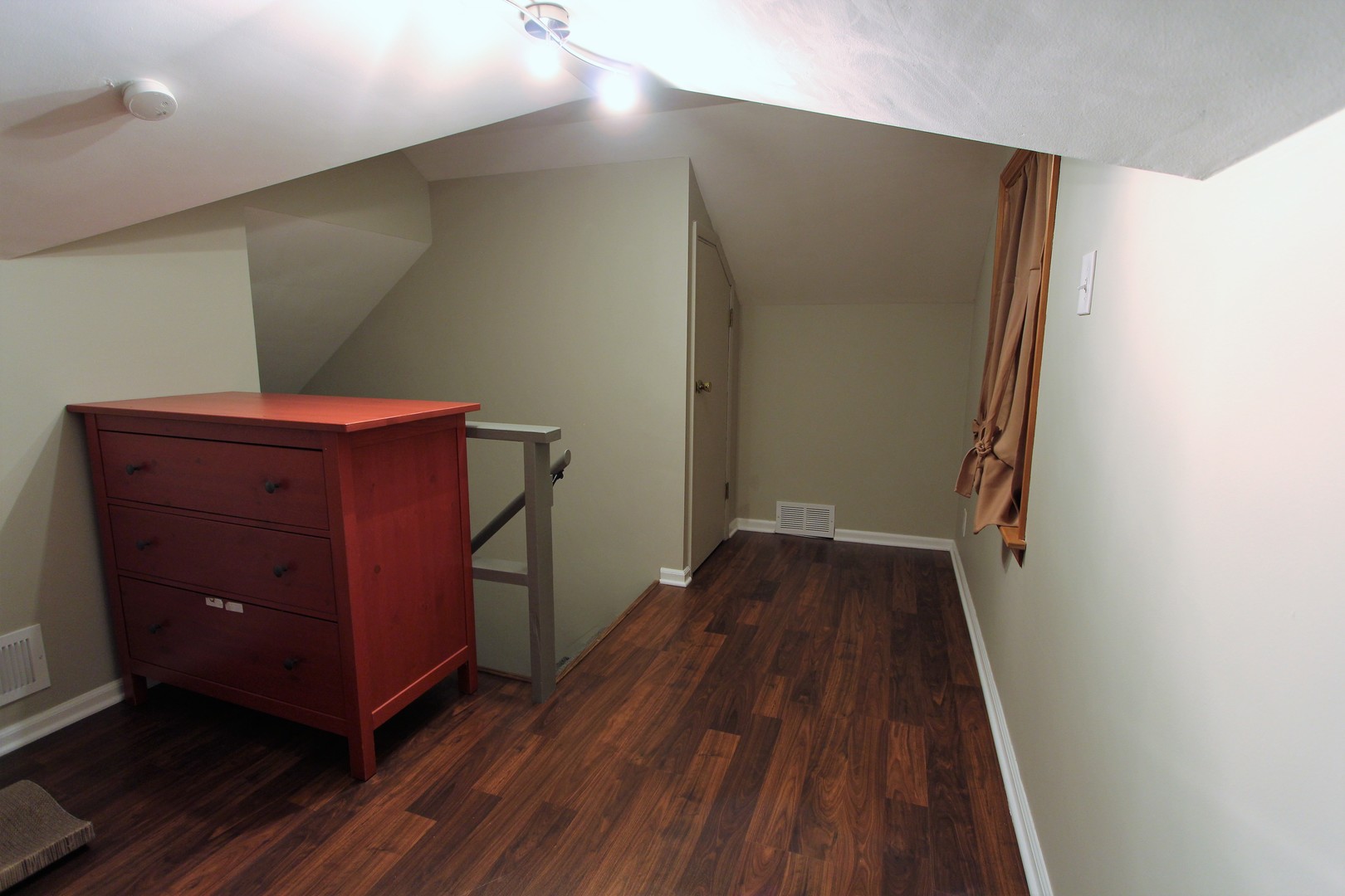 369 Des Plaines Avenue Riverside, IL 60546 - Photo 15 of 16