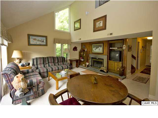 451 Three Ridges Roseland, VA 22967 - Photo 5 of 13 Living room is open to dining and kitchen