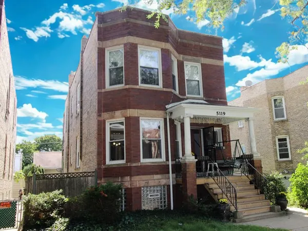 $1,950 | 5119 West Pensacola Avenue, Unit 1, Chicago, IL 60641