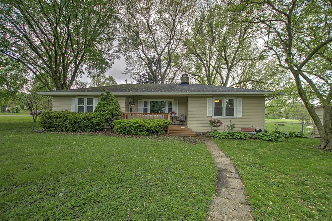 3391 North Brett Avenue Decatur, IL 62526 - Photo 2 of 23
