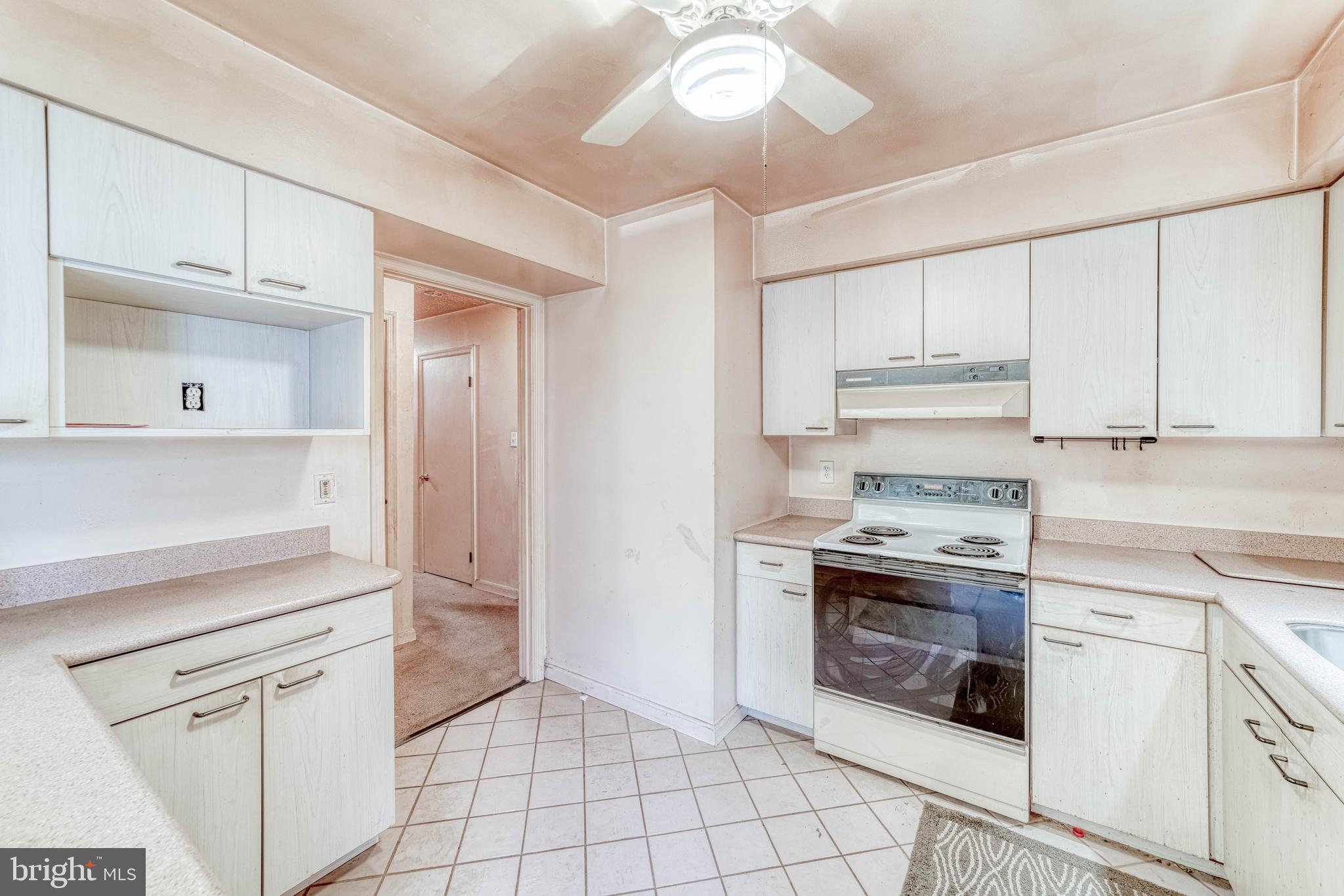 7207 Lavender Lane Springfield, VA 22150 - Photo 13 of 46 Main Kitchen