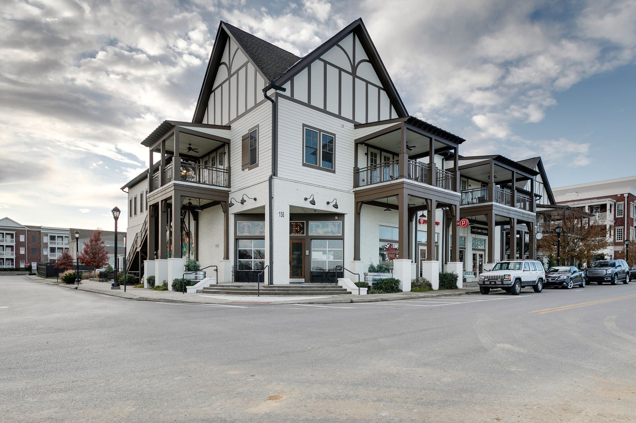 1606 Eliot Road Franklin, TN 37064 - Photo 60 of 67 a view of a building with a street