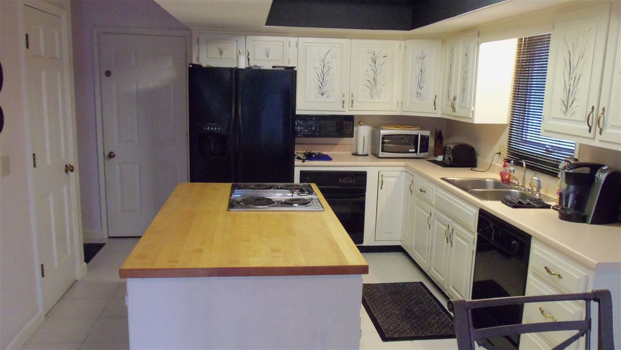 10936 Hickory Tree Road Fort Wayne, IN 46845 - Photo 14 of 32