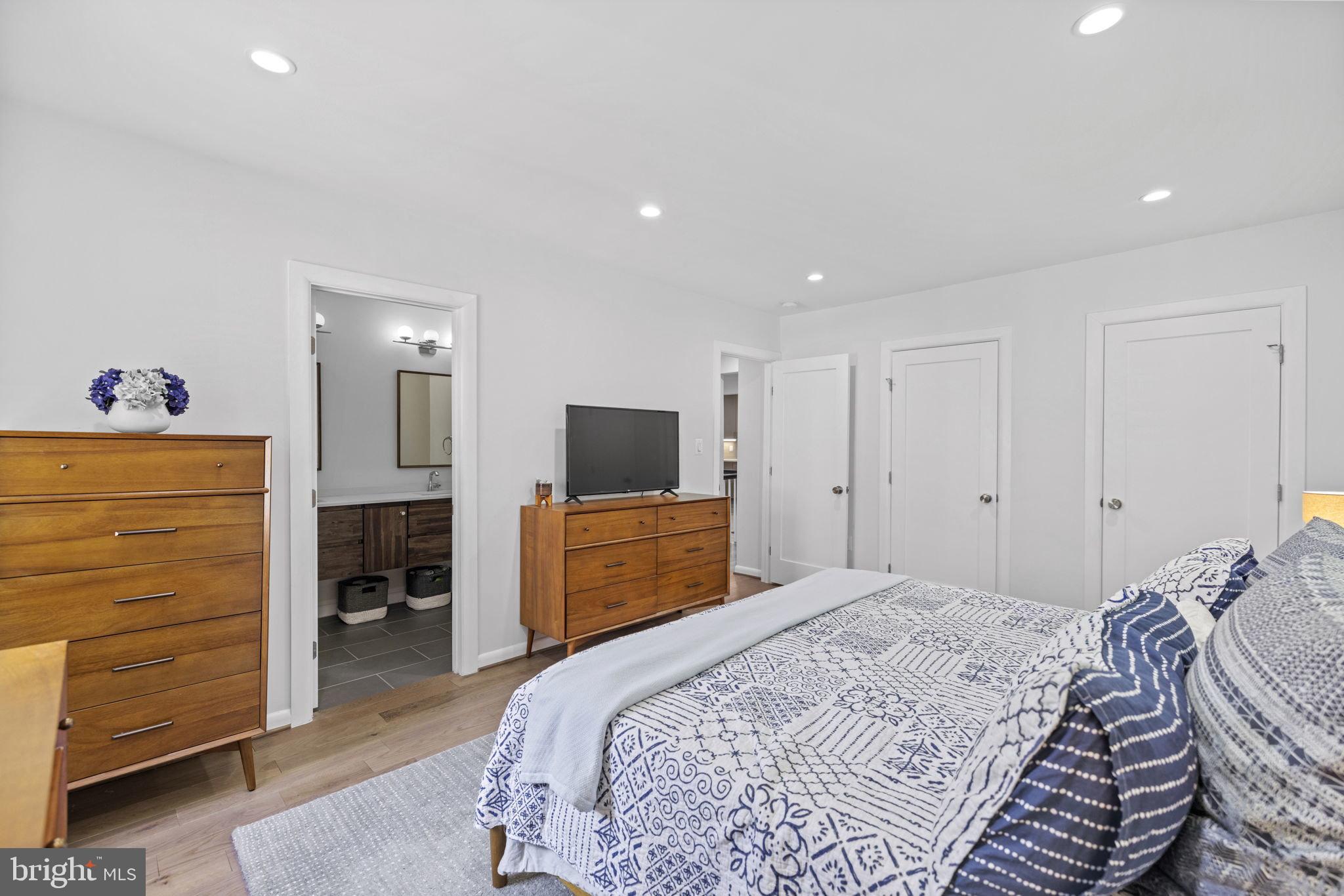 5908 17th Street Northwest Washington, DC 20011 - Photo 9 of 25