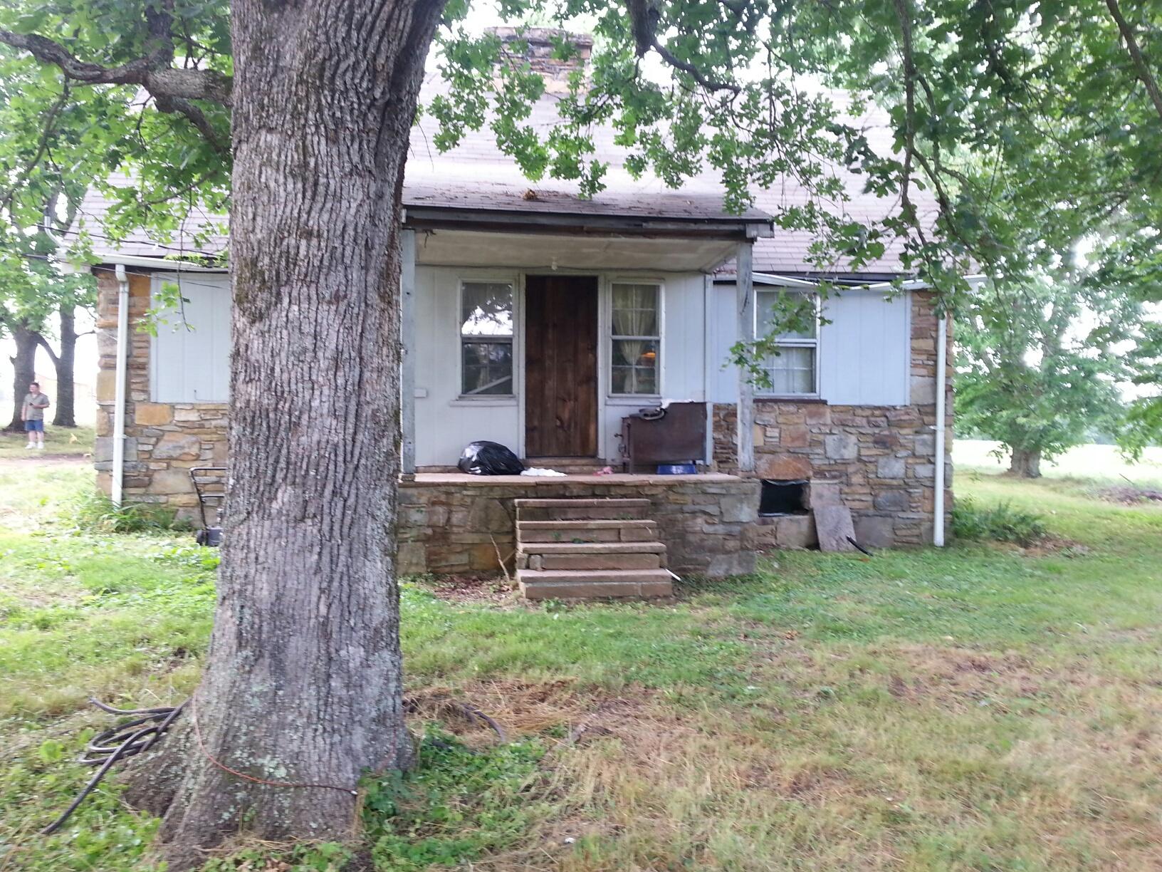 956 Open Range Road Crossville, TN 38555 - Photo 3 of 14 Back