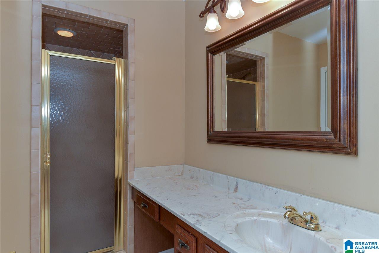 1713 Ridgewood Road Birmingham, AL 35215 - Photo 32 of 43