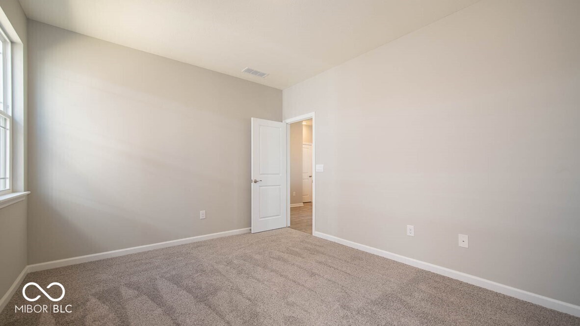 207 Springfield Crossing Greenfield, IN 46140 - Photo 18 of 26