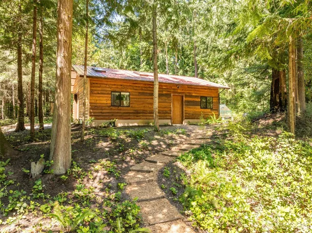 $787,000 | 214 Cougar Crest Road, Sequim, WA 98382