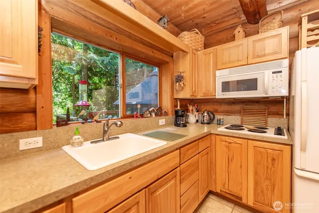 $787,000 | 214 Cougar Crest Road, Sequim, WA 98382