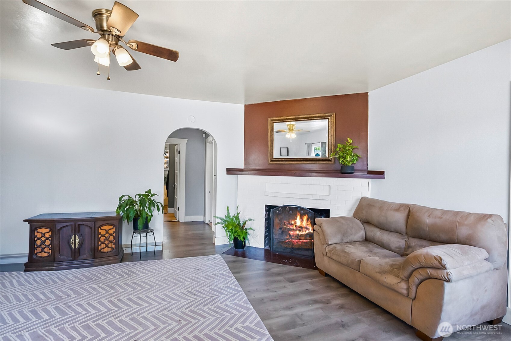 3503 Rockefeller Avenue Everett, WA 98201 - Photo 2 of 36 a living room with furniture and a fireplace