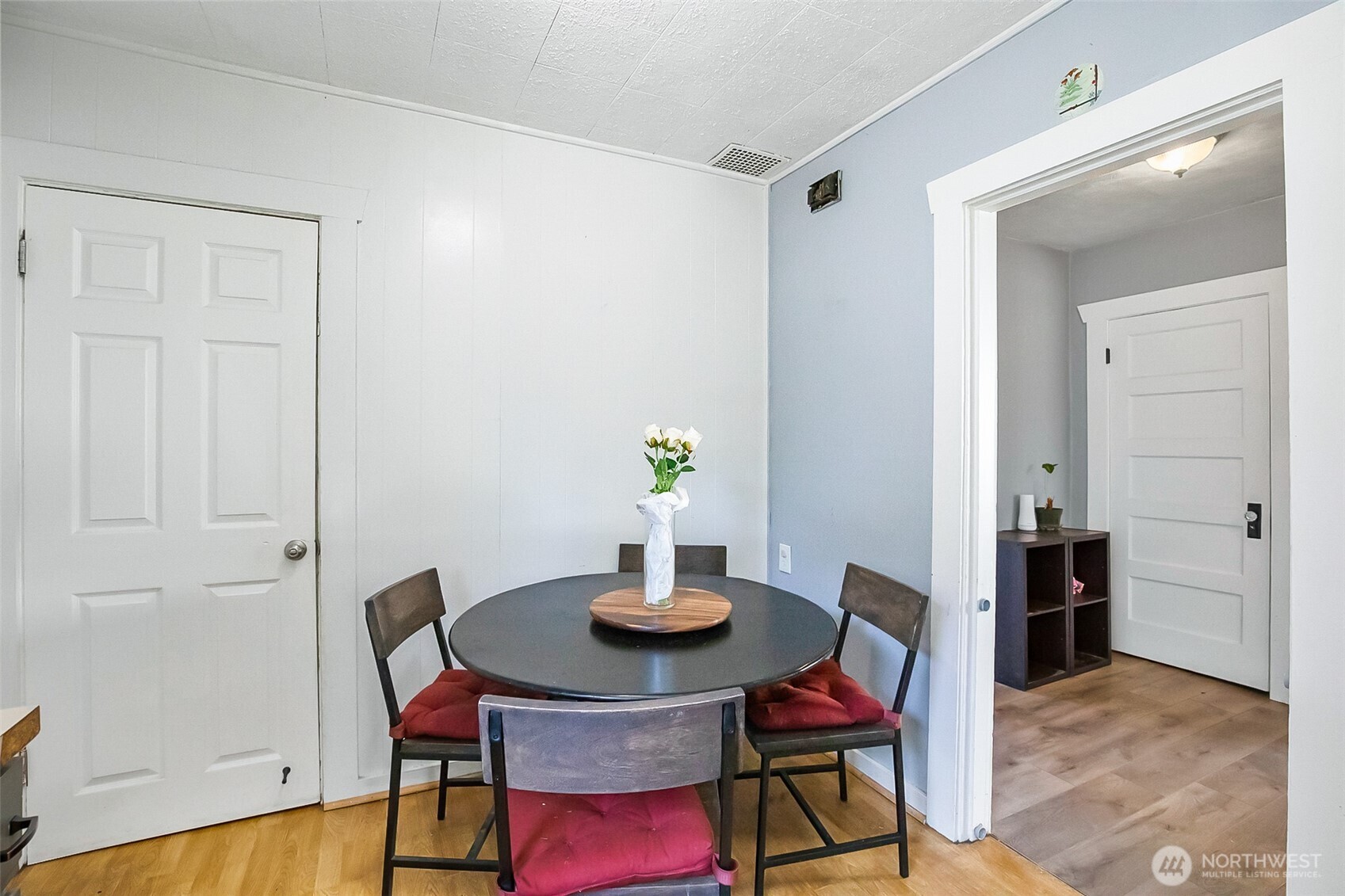 3503 Rockefeller Avenue Everett, WA 98201 - Photo 27 of 36 a dining room with furniture and wooden floor