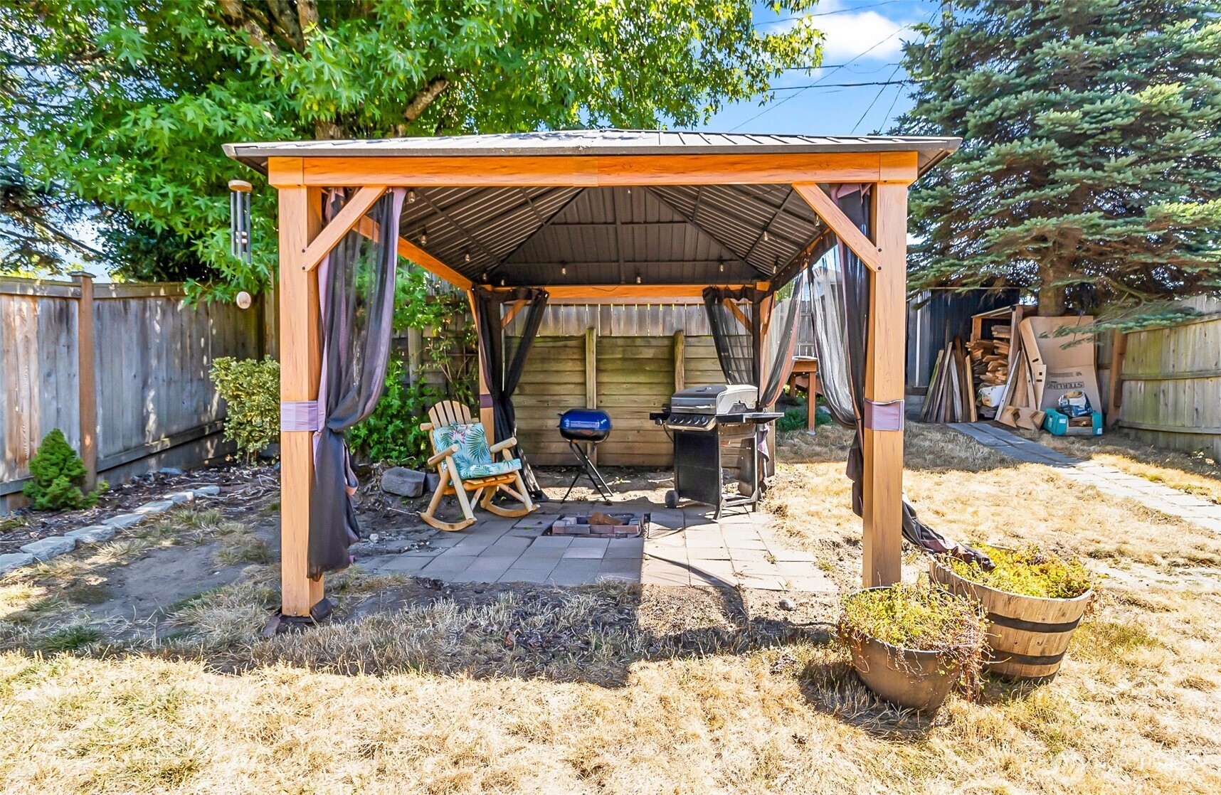 3503 Rockefeller Avenue Everett, WA 98201 - Photo 31 of 36 a view of outdoor space yard and patio