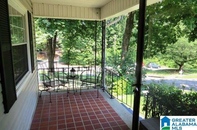 1152 North Shadesview Terrace Birmingham, AL 35209 - Photo 2 of 33