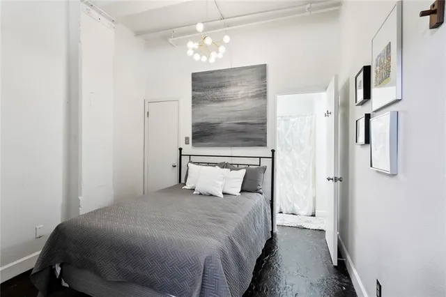 $1,900 | 1111 South Peters Street, Unit 102, New Orleans, LA 70130