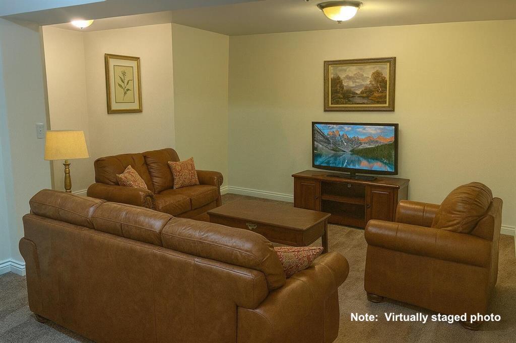 45588 South Stonewood Road Canton, MI 48187 - Photo 26 of 47 5