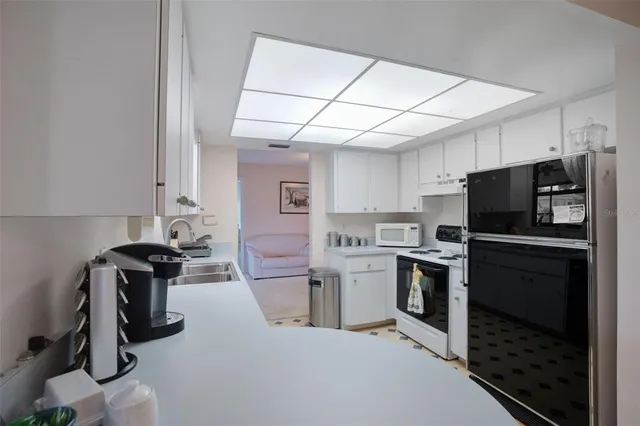 $415,000 | 2044 Country Meadows Lane, Sarasota, FL 34235