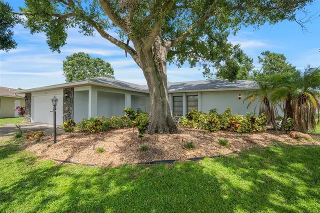 $415,000 | 2044 Country Meadows Lane, Sarasota, FL 34235