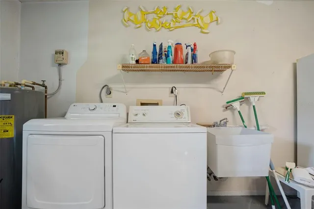 $415,000 | 2044 Country Meadows Lane, Sarasota, FL 34235