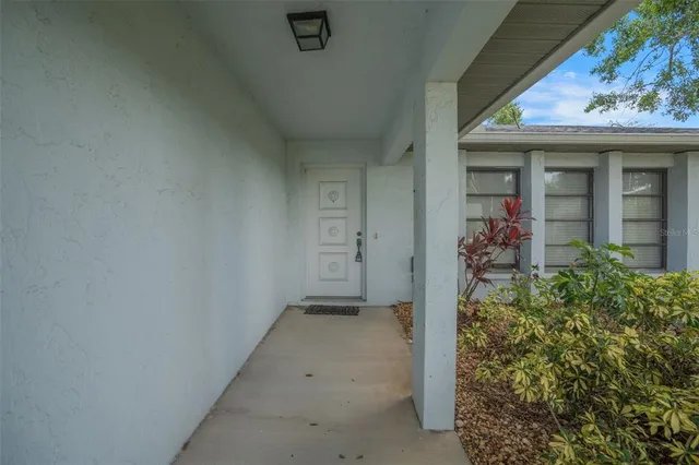 $415,000 | 2044 Country Meadows Lane, Sarasota, FL 34235