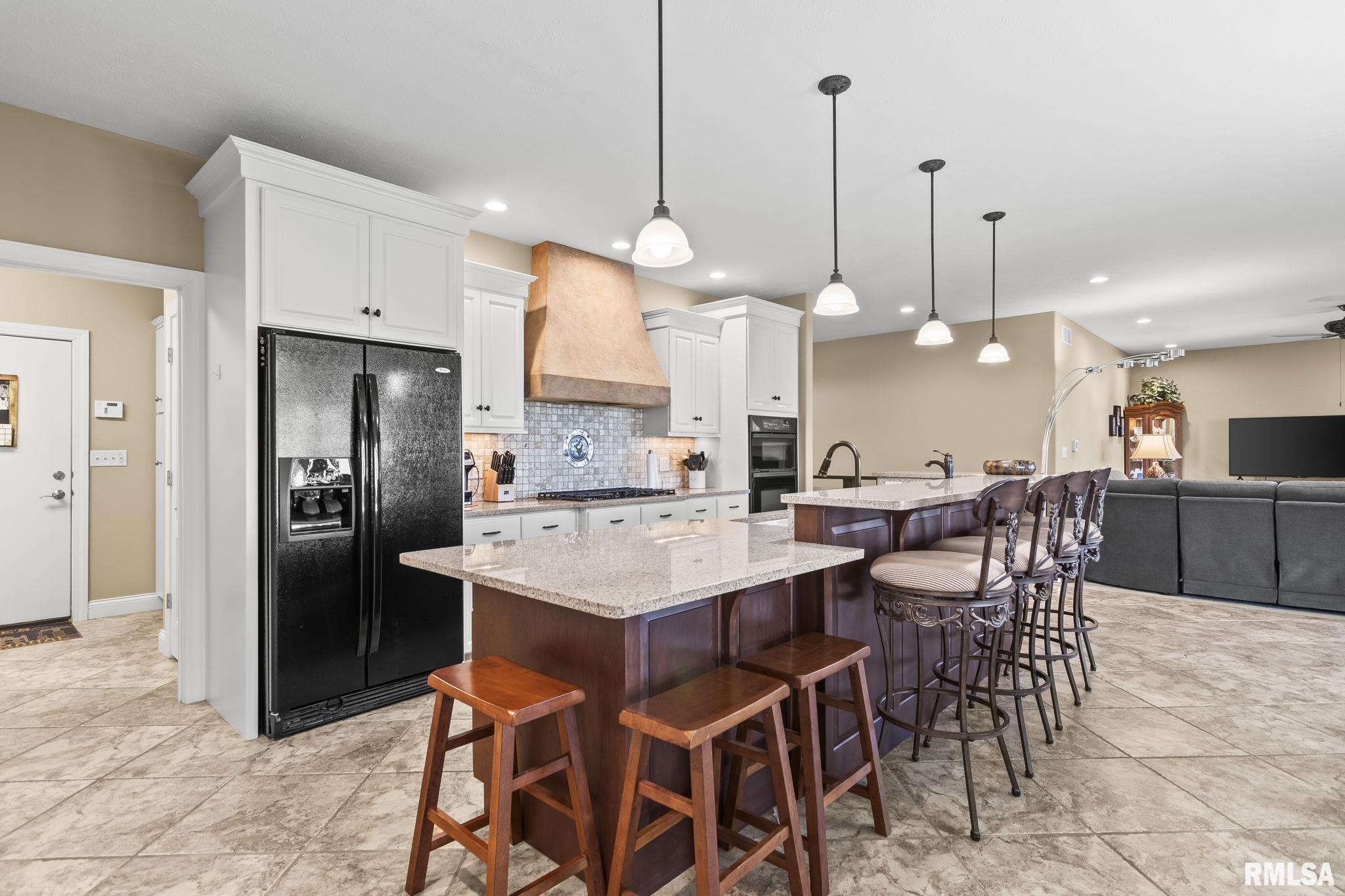 2104 Dubsdread Lane Springfield, IL 62711 - Photo 5 of 55
