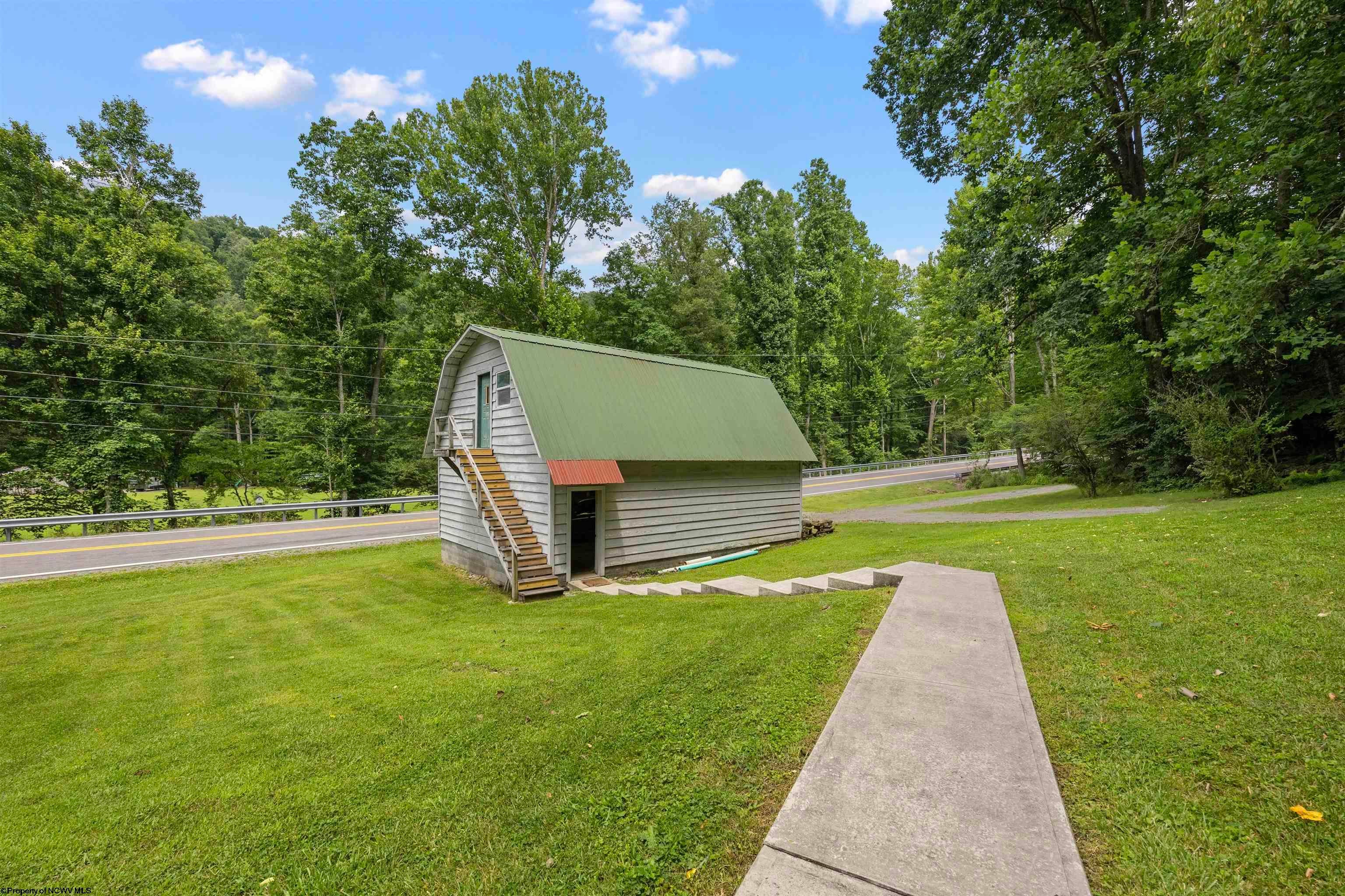 2670 Cleveland Road Hacker Valley, WV 26222 - Photo 36 of 38 Gallery Image 36