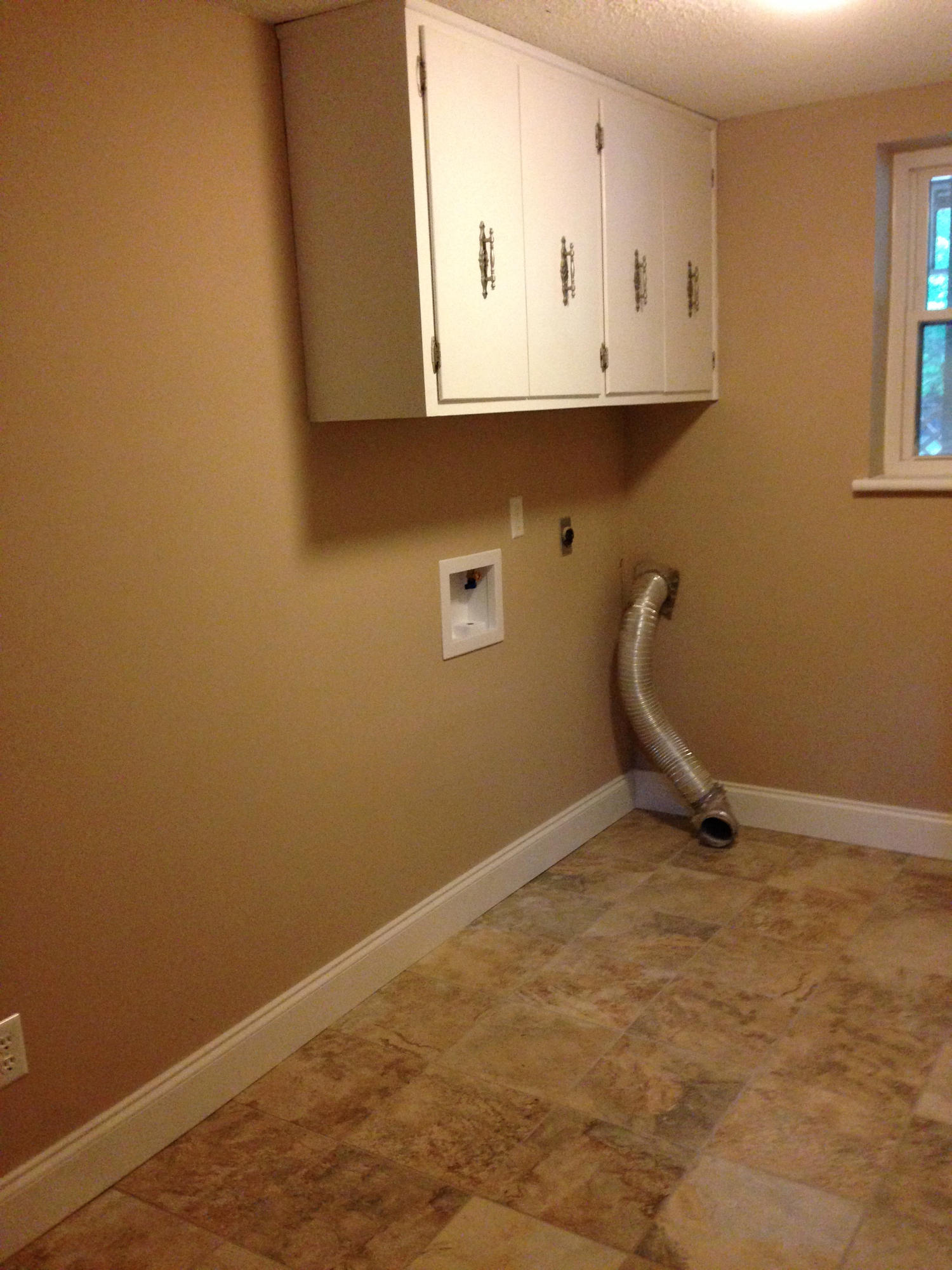 108 Albright Road Oak Ridge, TN 37830 - Photo 23 of 30 Downstairs laundry room