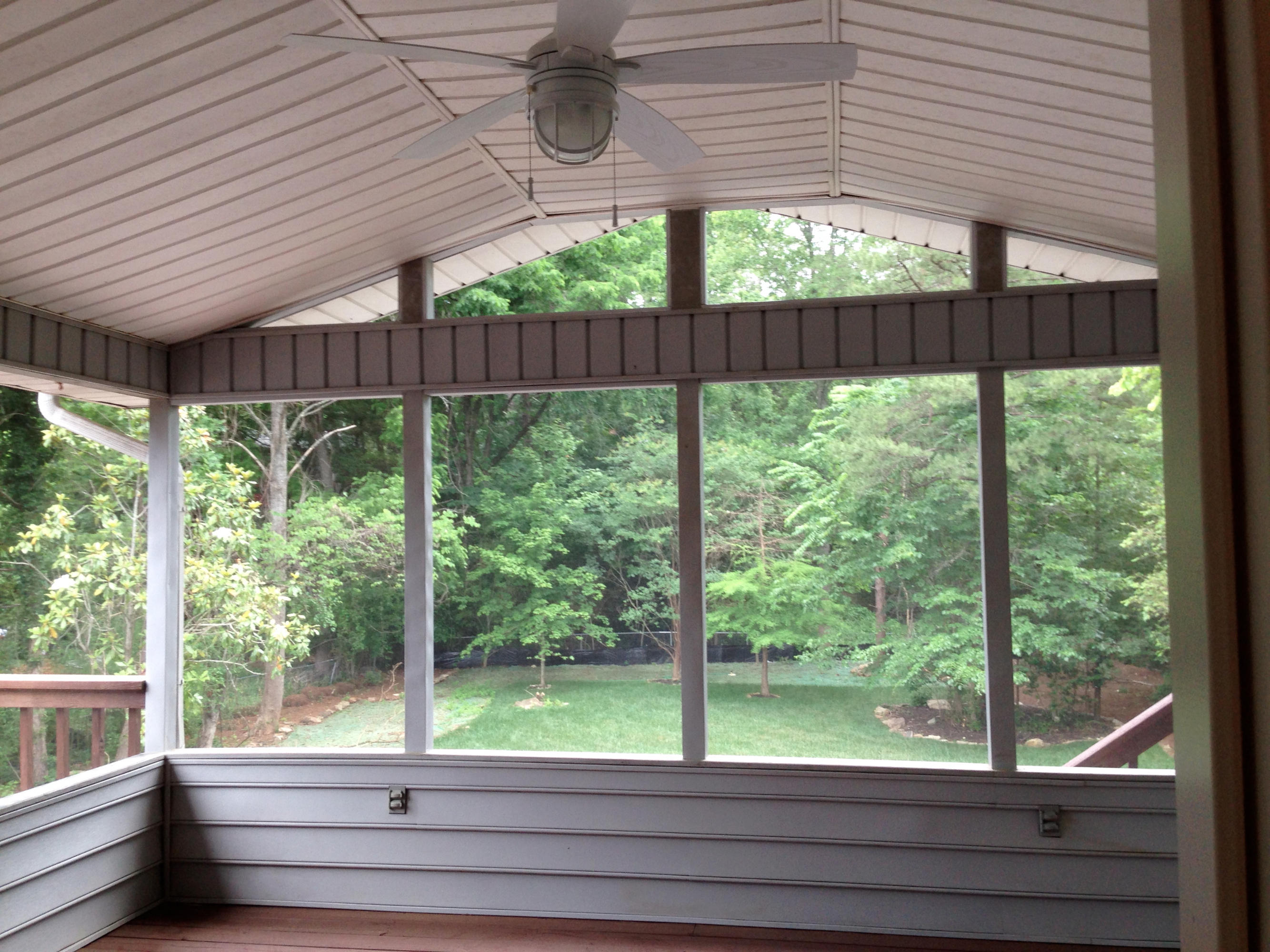108 Albright Road Oak Ridge, TN 37830 - Photo 24 of 30 Large screened porch