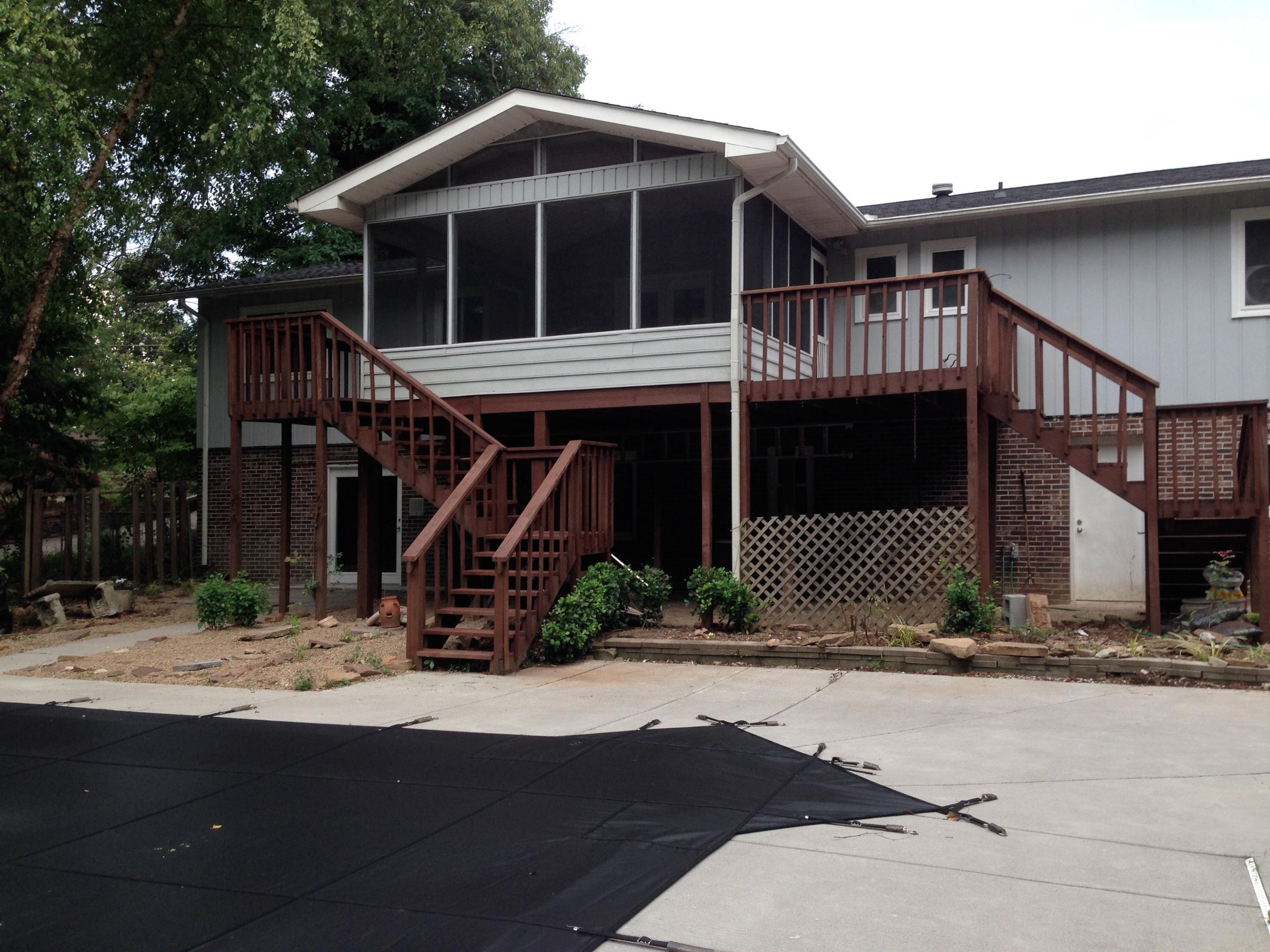 108 Albright Road Oak Ridge, TN 37830 - Photo 27 of 30 Screened porch overlooking pool