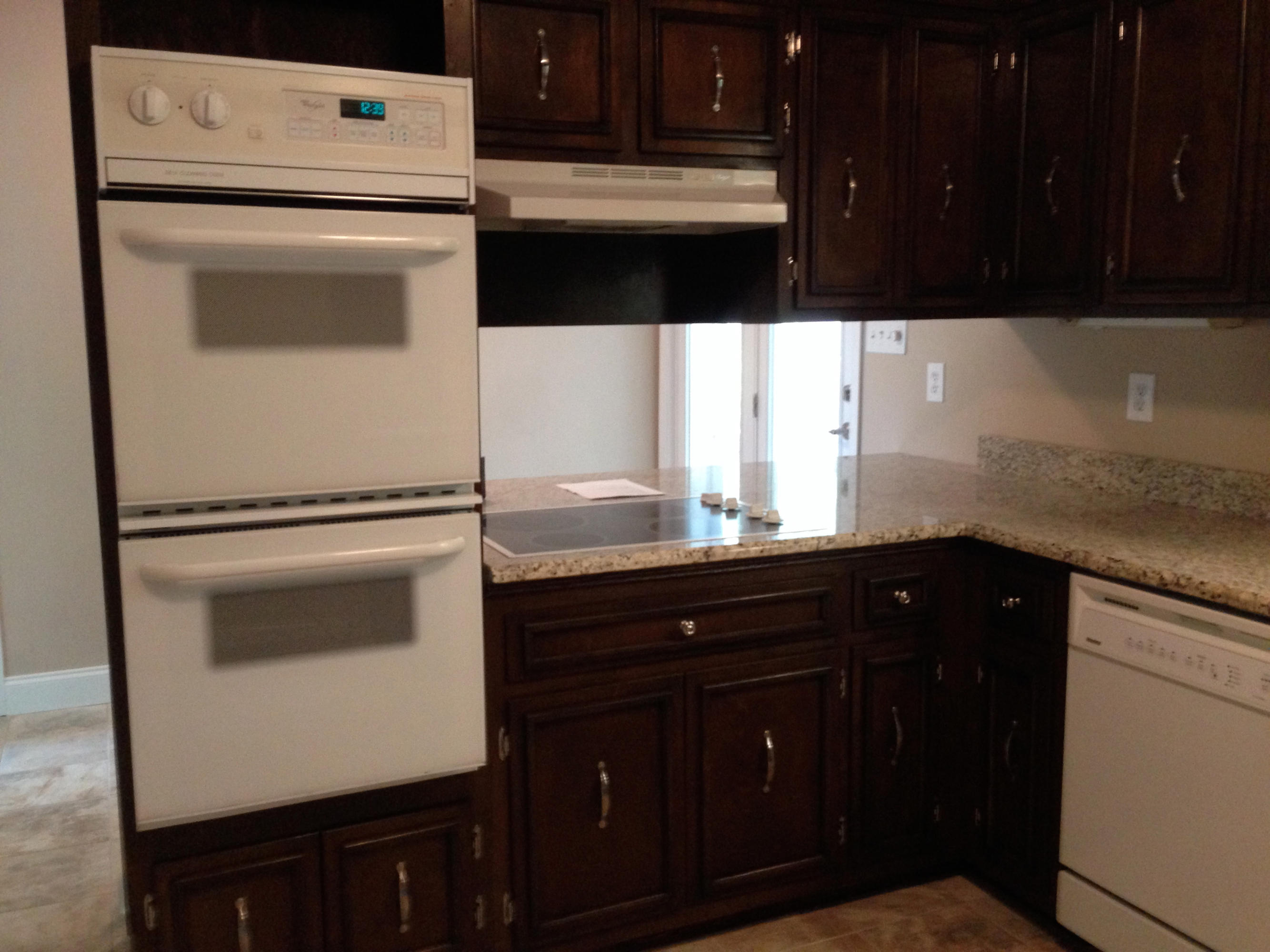 108 Albright Road Oak Ridge, TN 37830 - Photo 8 of 30 Double ovens