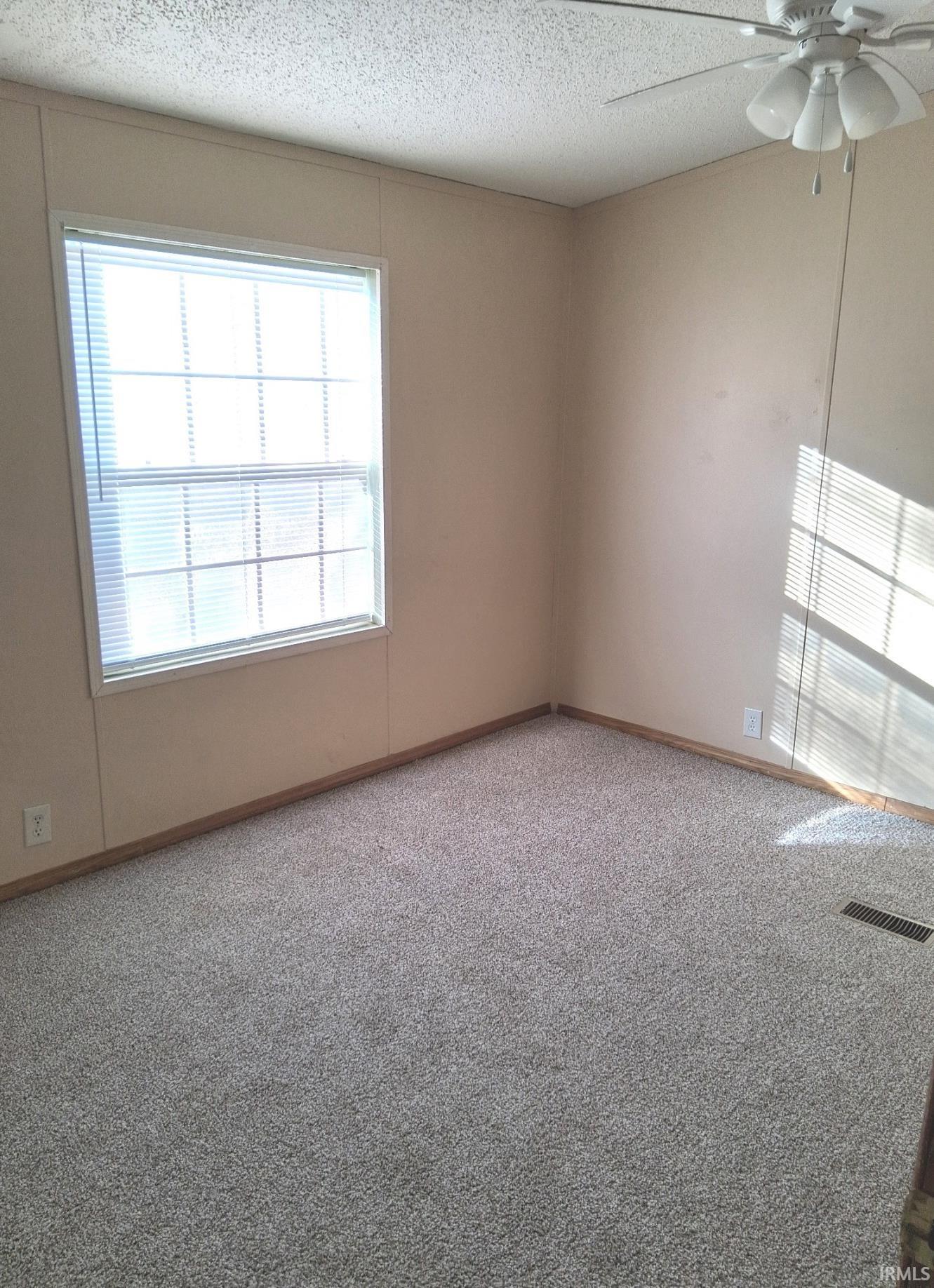 4721 Wonderboy Way Fort Wayne, IN 46818 - Photo 12 of 14