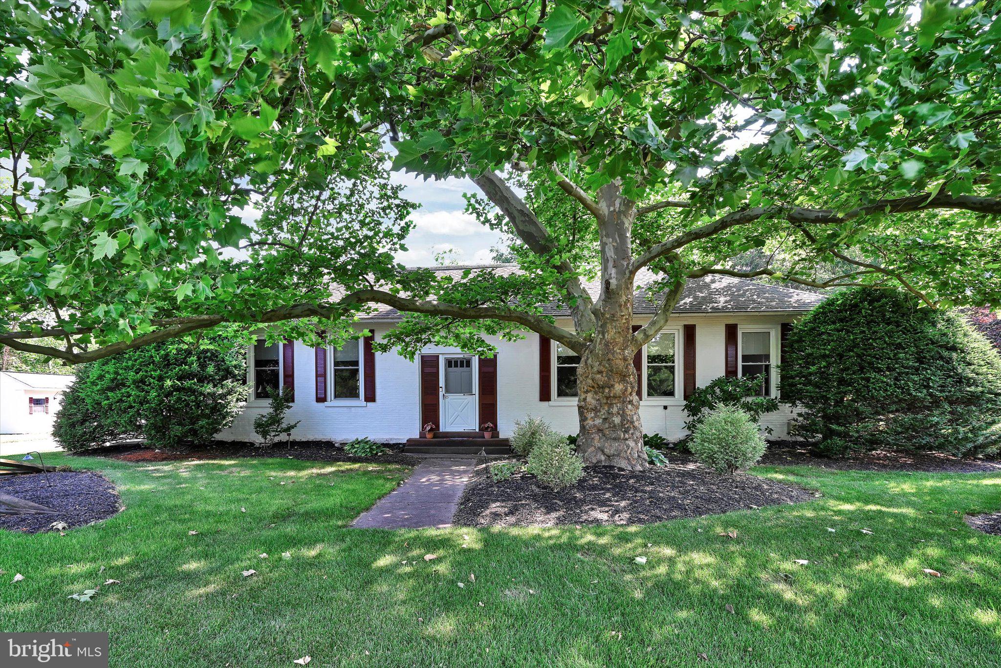 125 Burd Coleman Road Lebanon, PA 17042 - Photo 2 of 43 125 Burd Coleman. Nearly 2 acres. Solid ranch.