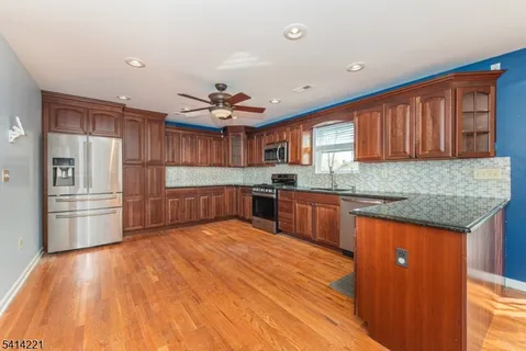 $675,000 | 28 Lincoln Avenue, Lake Hiawatha, NJ 07034