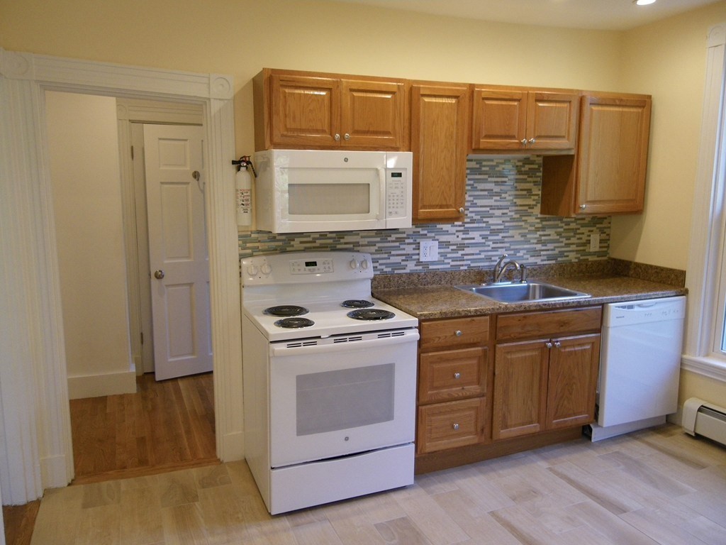 63 Oak Street, Unit B Needham, MA 02492 - Photo 2 of 8