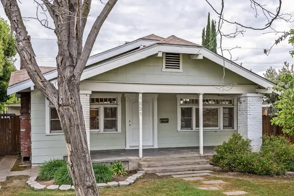 $365,000 | 1521 North College Avenue, Fresno, CA 93728
