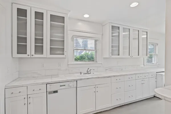$365,000 | 1521 North College Avenue, Fresno, CA 93728