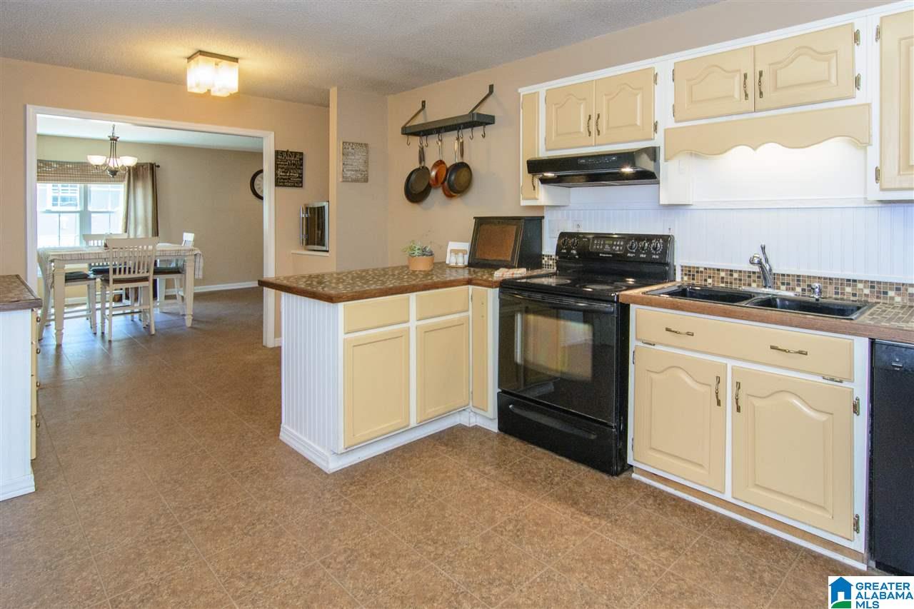 8541 Rockhampton Street Leeds, AL 35094 - Photo 17 of 44