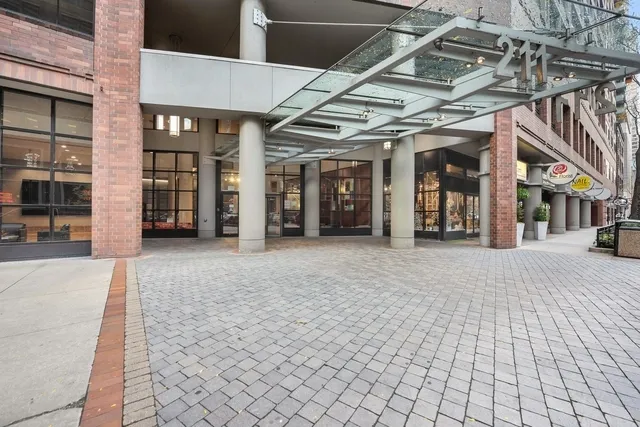 $2,200 | 211 East Ohio Street, Unit 2217, Chicago, IL 60611
