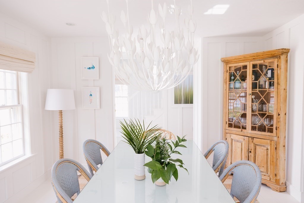 23 Kittiwake Lane Nantucket, MA 02554 - Photo 10 of 36 a dining room with furniture and window