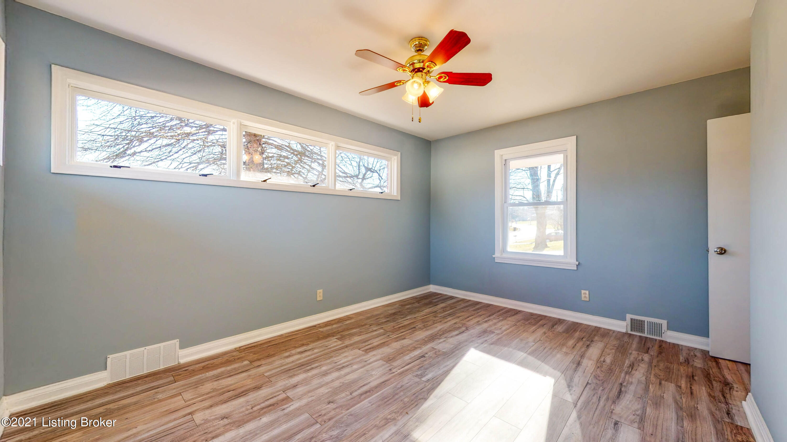 3406 Dell Road Louisville, KY 40299 - Photo 16 of 42 3406-Dell-Rd-16