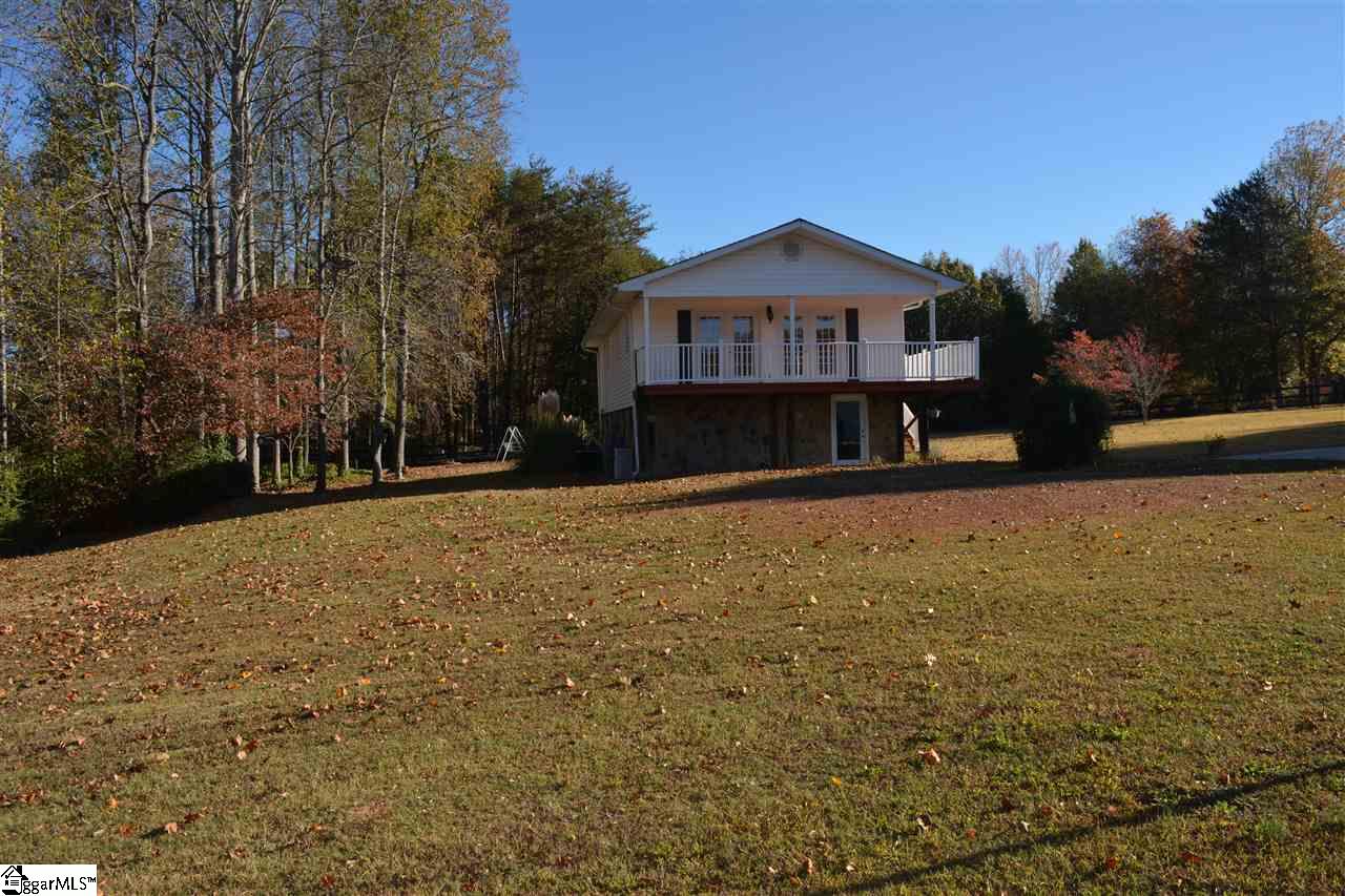 215 Thompson Road Taylors, SC 29687 - Photo 25 of 27