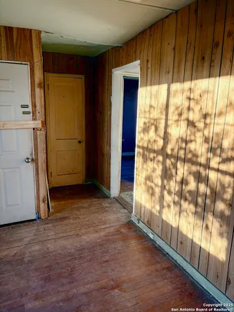 $24,950 | 622 South 12th Street, Kingsville, TX 78363