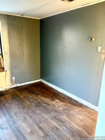 $24,950 | 622 South 12th Street, Kingsville, TX 78363