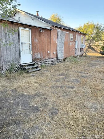 $24,950 | 622 South 12th Street, Kingsville, TX 78363