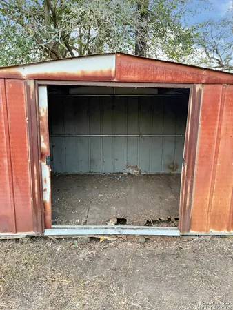 $24,950 | 622 South 12th Street, Kingsville, TX 78363