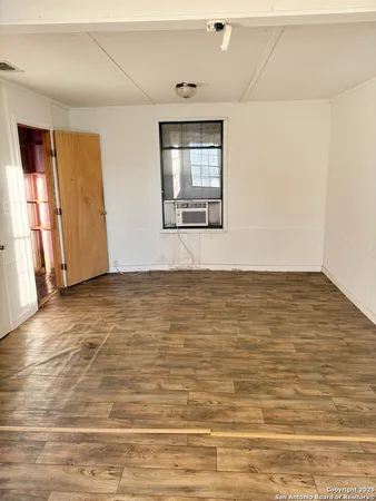 $24,950 | 622 South 12th Street, Kingsville, TX 78363