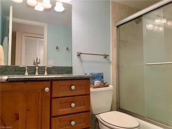 $5,500 | 333 Harbour Drive, Unit 211, Naples, FL 34103